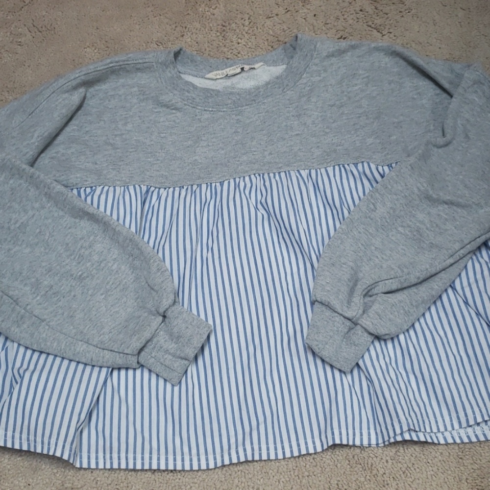 Unique crewneck sweatshirt